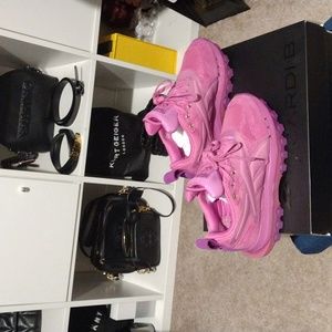 Sneakers